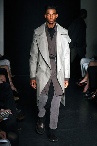 Yves Saint Laurent / - 2010